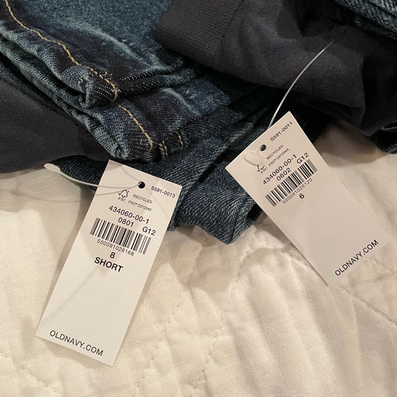 NWT Maternity Flare Jeans Sz 6 Old Navy - Picture 4 of 10